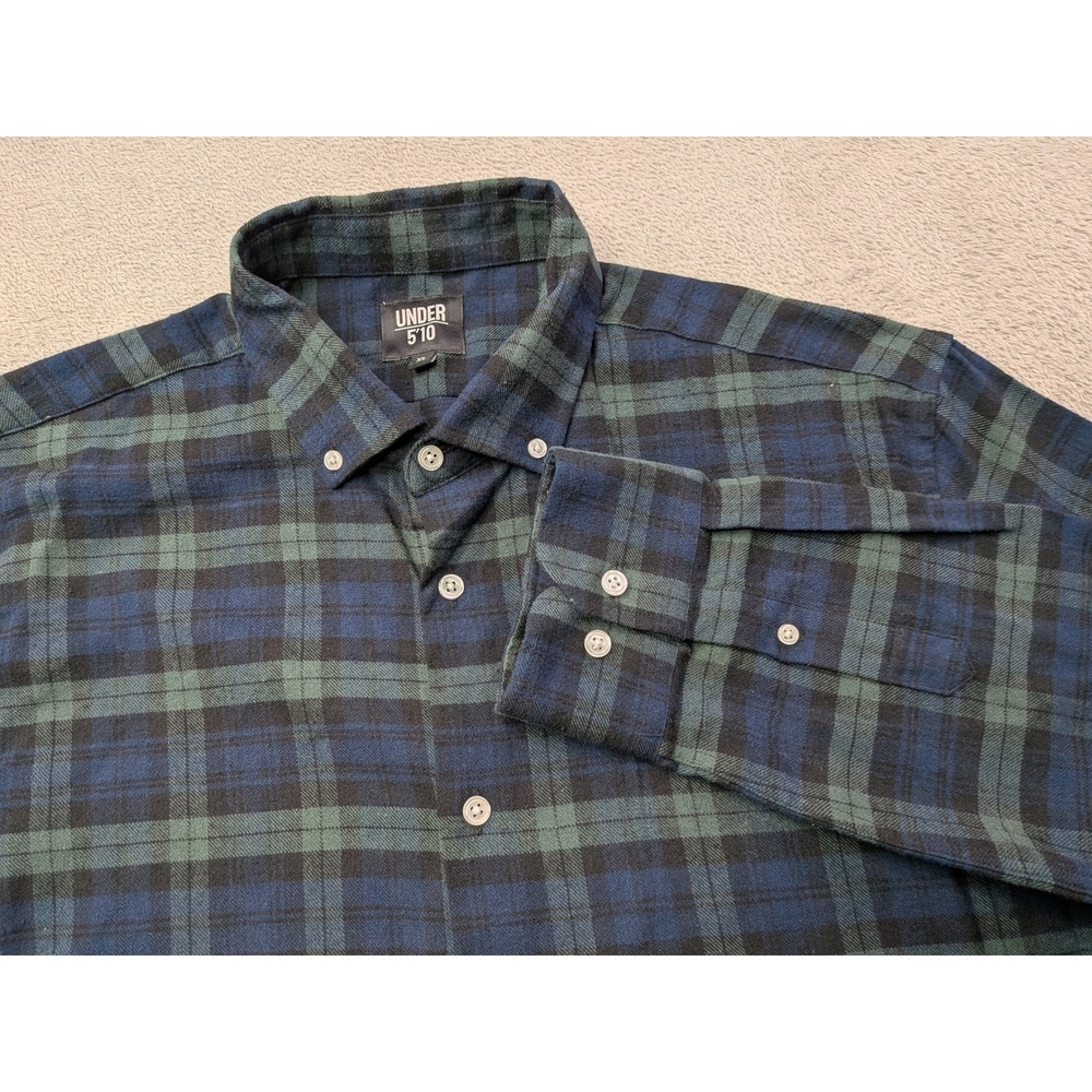 Under 5'10 Mens Size XL Plaid Flannel Button Down Shirt Long Sleeve Cotton